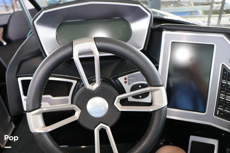 Slide: The Image of Mastercraft XT22 2019 - 15708625