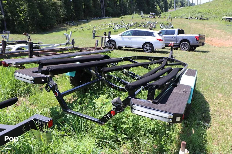 Slide: The Image of Mastercraft XT22 2019 - 15708680