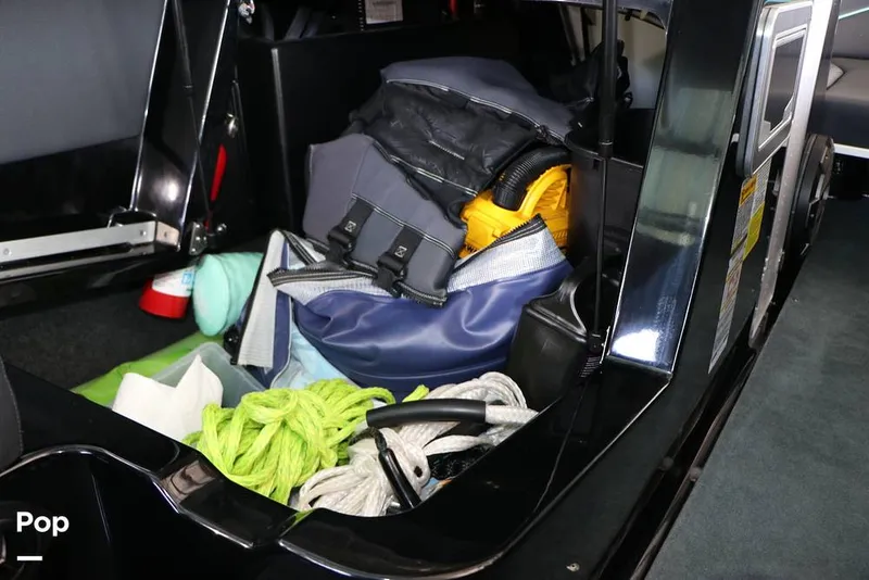 Slide: The Image of Mastercraft XT22 2019 - 15708543