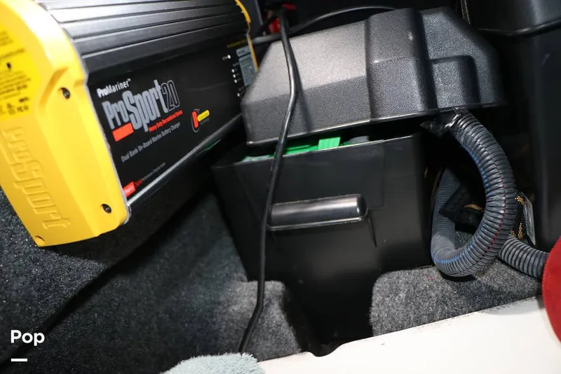 Slide: The Image of Mastercraft XT22 2019 - 15708547