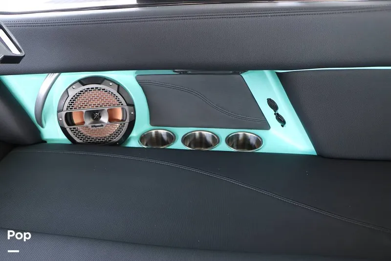 Slide: The Image of Mastercraft XT22 2019 - 15708551