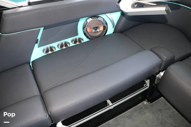 Slide: The Image of Mastercraft XT22 2019 - 15708599