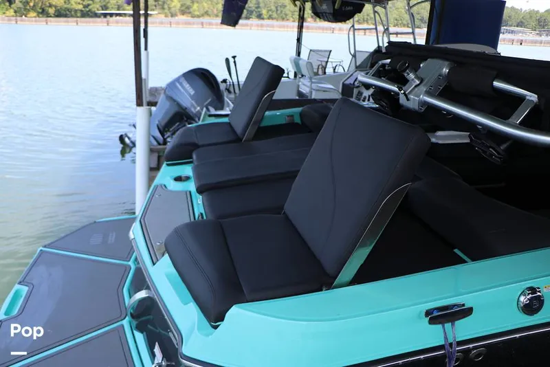 Slide: The Image of Mastercraft XT22 2019 - 15708611