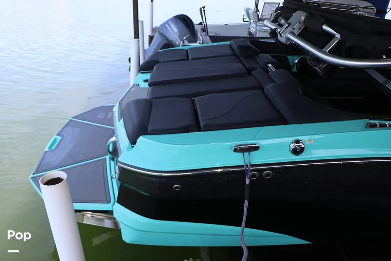 Slide: The Image of Mastercraft XT22 2019 - 15708622