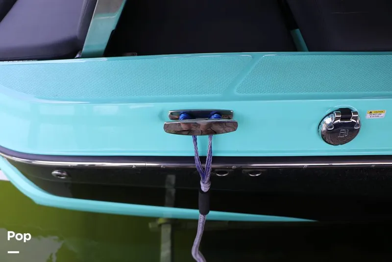 Slide: The Image of Mastercraft XT22 2019 - 15708613