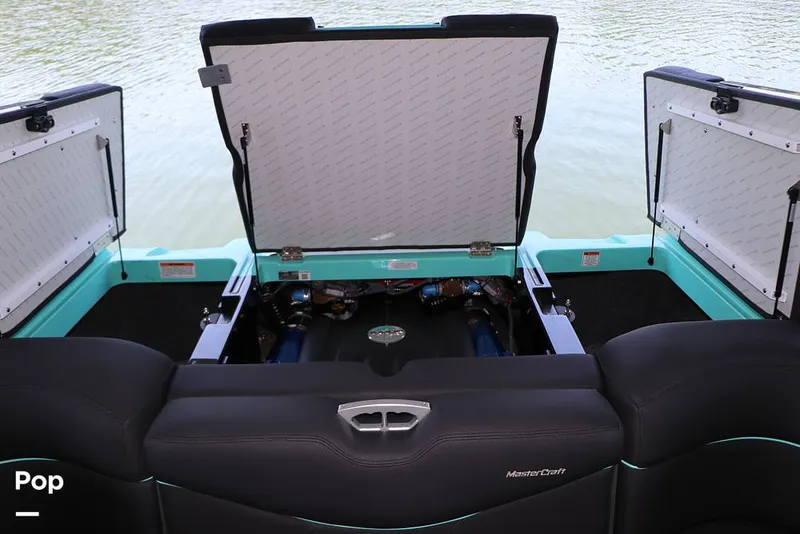 Slide: The Image of Mastercraft XT22 2019 - 15708626