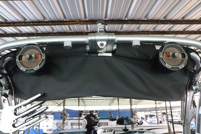 Slide: The Image of Mastercraft XT22 2019 - 15708645