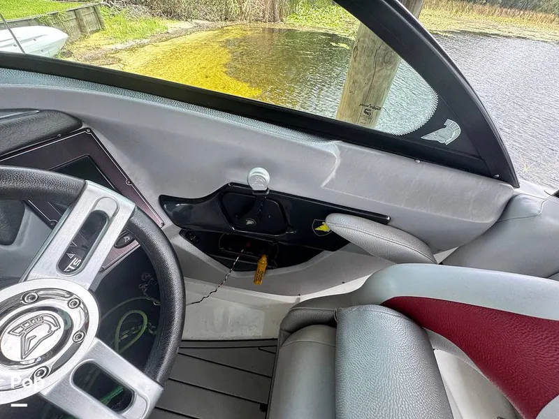 Slide: The Image of Centurion Enzo SV233 2014 - 15667128