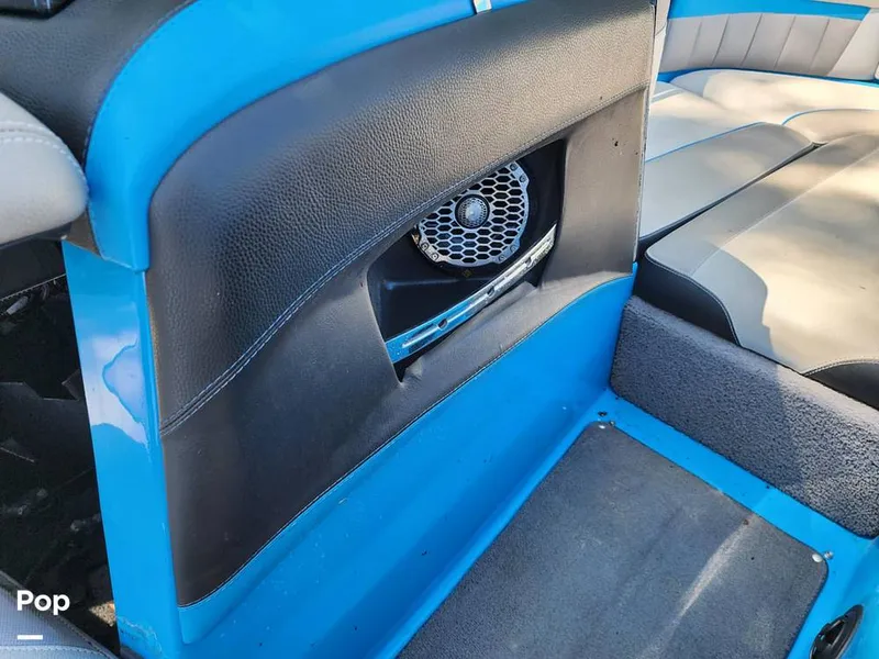 Slide: The Image of Malibu 24mxz Wakesetter 2013 - 15692470