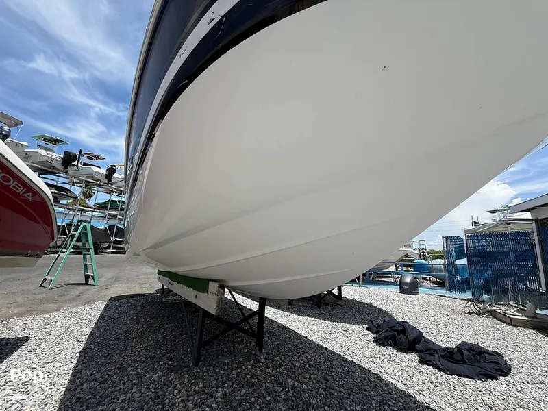 Slide: The Image of Hurricane Sun Deck 2200 2014 - 15716010