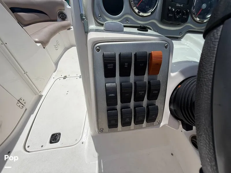 Slide: The Image of Hurricane Sun Deck 2200 2014 - 15716046