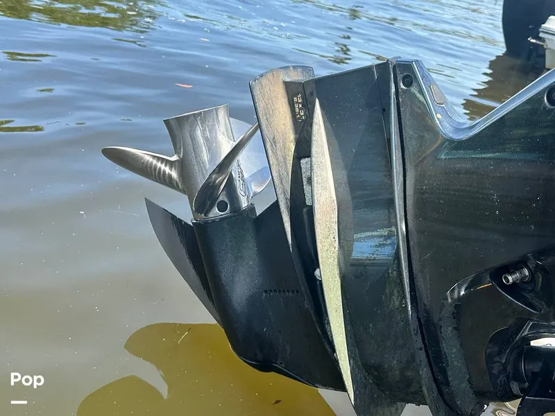 Slide: The Image of Boston Whaler 170 Montauk 2022 - 15674397