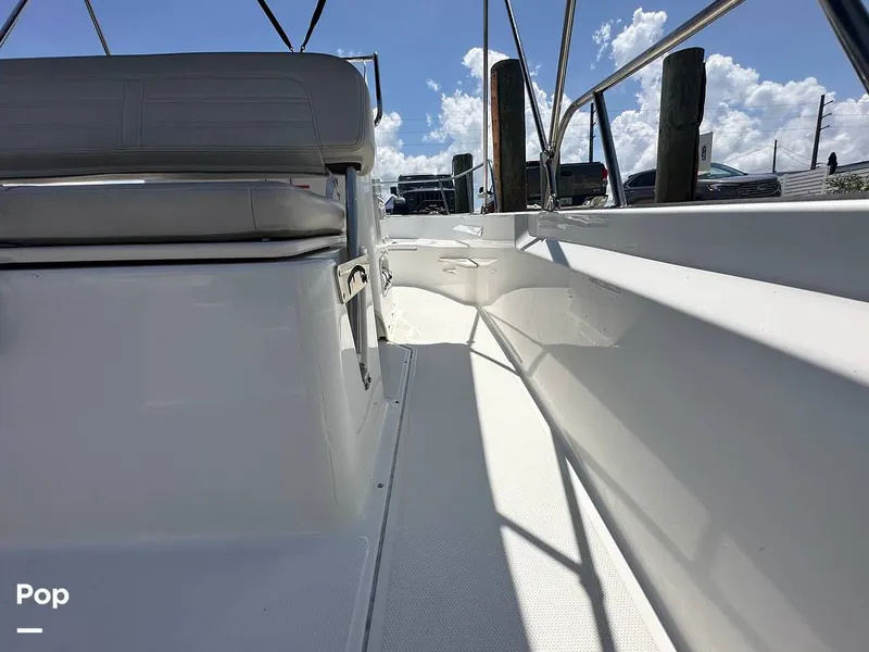 Slide: The Image of Boston Whaler 170 Montauk 2022 - 15674410