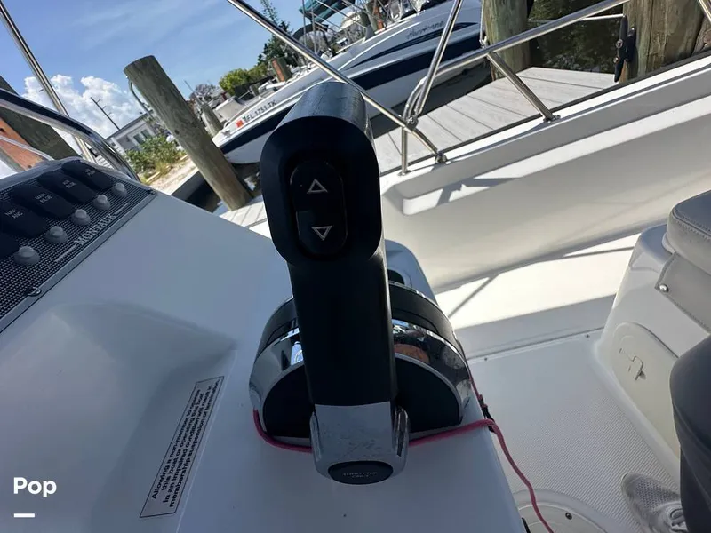 Slide: The Image of Boston Whaler 170 Montauk 2022 - 15674415