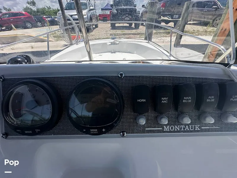 Slide: The Image of Boston Whaler 170 Montauk 2022 - 15674417