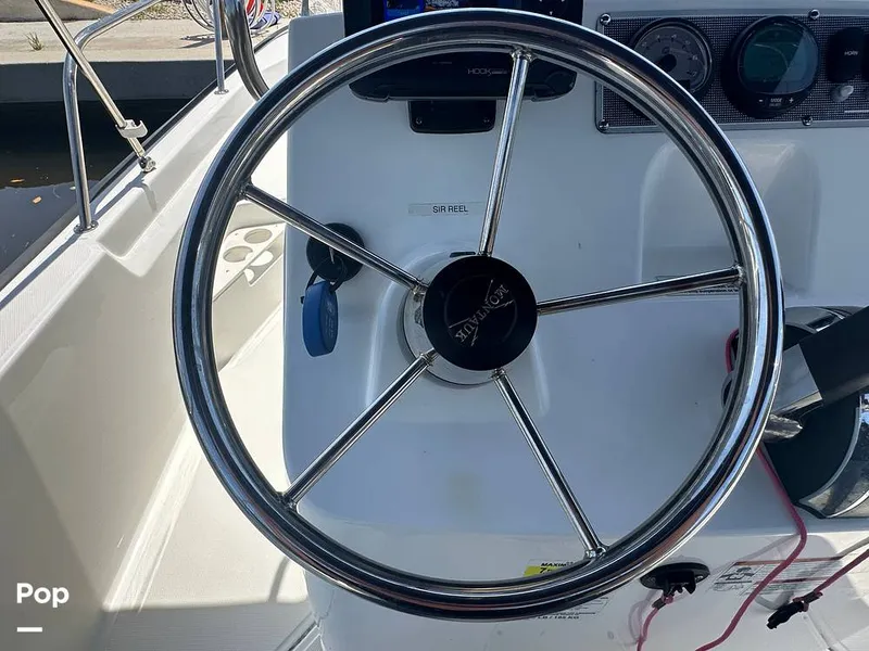 Slide: The Image of Boston Whaler 170 Montauk 2022 - 15674423