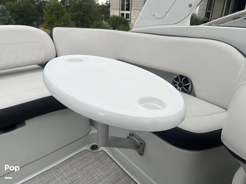 Slide: The Image of Crownline Boats 255 SS 2021 - 15664663