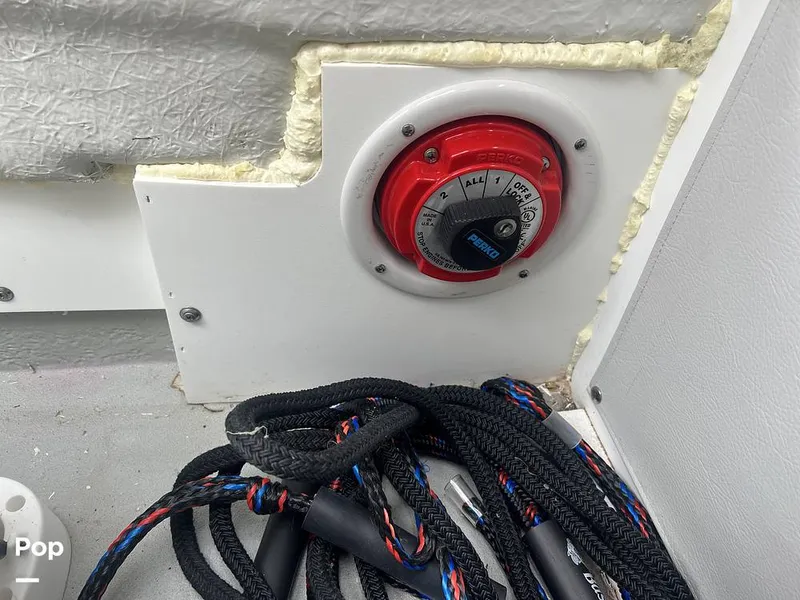 Slide: The Image of Crownline Boats 255 SS 2021 - 15664645