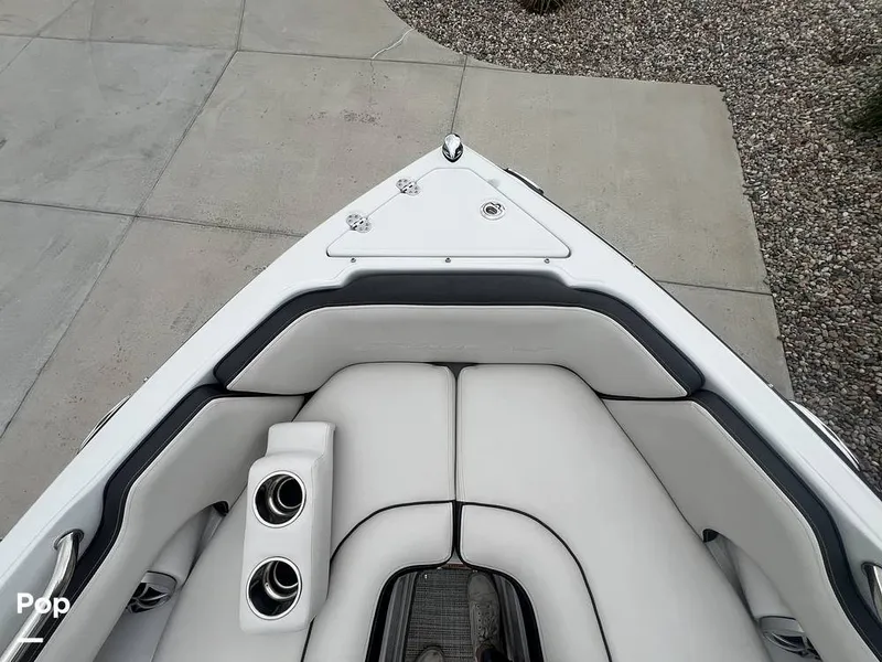 Slide: The Image of Crownline Boats 255 SS 2021 - 15664659