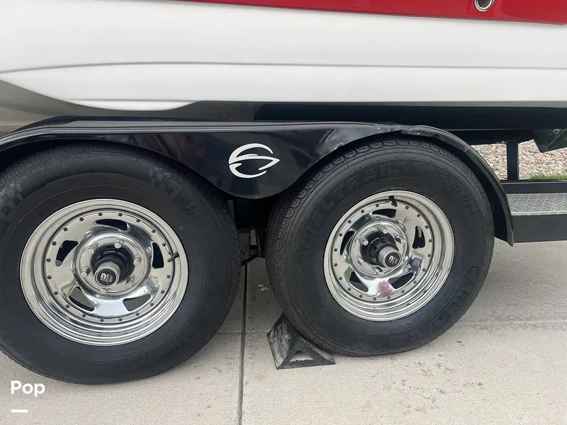 Slide: The Image of Crownline Boats 255 SS 2021 - 15664620