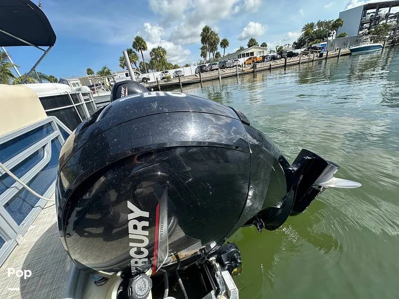 Slide: The Image of Lowe SS 230W 2024 - 15673865