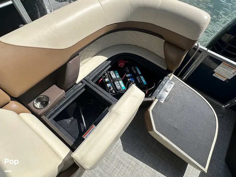 Slide: The Image of Lowe SS 230W 2024 - 15673871