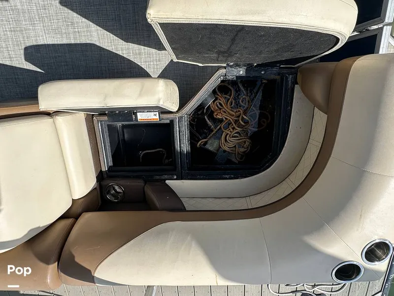 Slide: The Image of Lowe SS 230W 2024 - 15673873