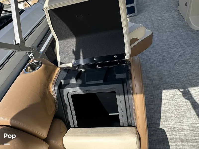 Slide: The Image of Lowe SS 230W 2024 - 15673876