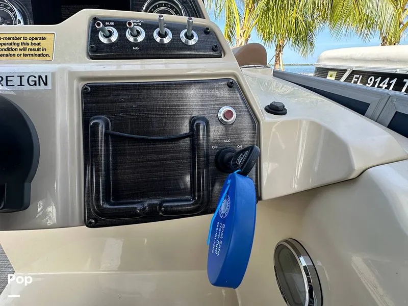 Slide: The Image of Lowe SS 230W 2024 - 15673884