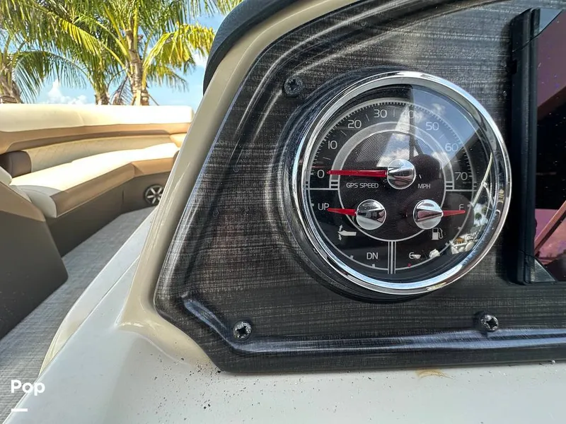 Slide: The Image of Lowe SS 230W 2024 - 15673887