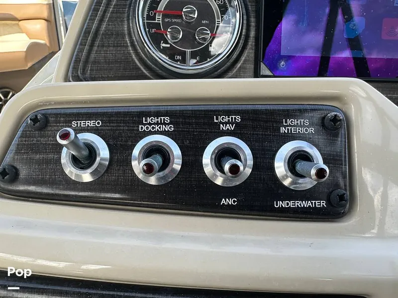 Slide: The Image of Lowe SS 230W 2024 - 15673890