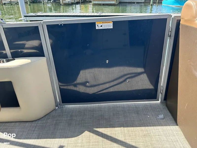 Slide: The Image of Lowe SS 230W 2024 - 15673899