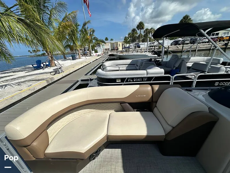 Slide: The Image of Lowe SS 230W 2024 - 15673906