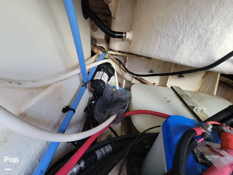 Slide: The Image of Sea Ray 240 Sundeck 2014 - 15810476