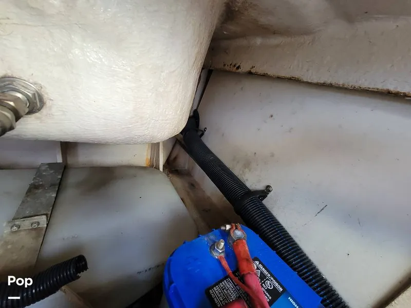 Slide: The Image of Sea Ray 240 Sundeck 2014 - 15810477