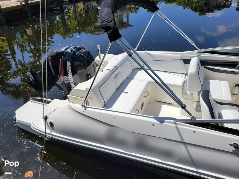 Slide: The Image of Sea Ray 240 Sundeck 2014 - 15810460