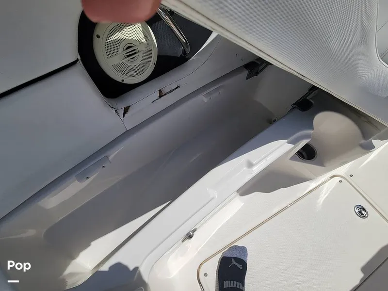 Slide: The Image of Sea Ray 240 Sundeck 2014 - 15810497