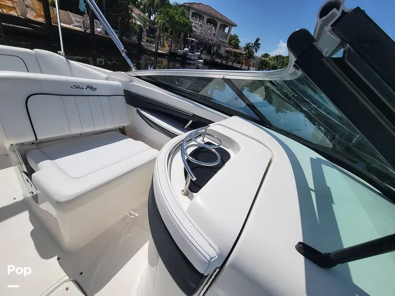 Slide: The Image of Sea Ray 240 Sundeck 2014 - 15810503