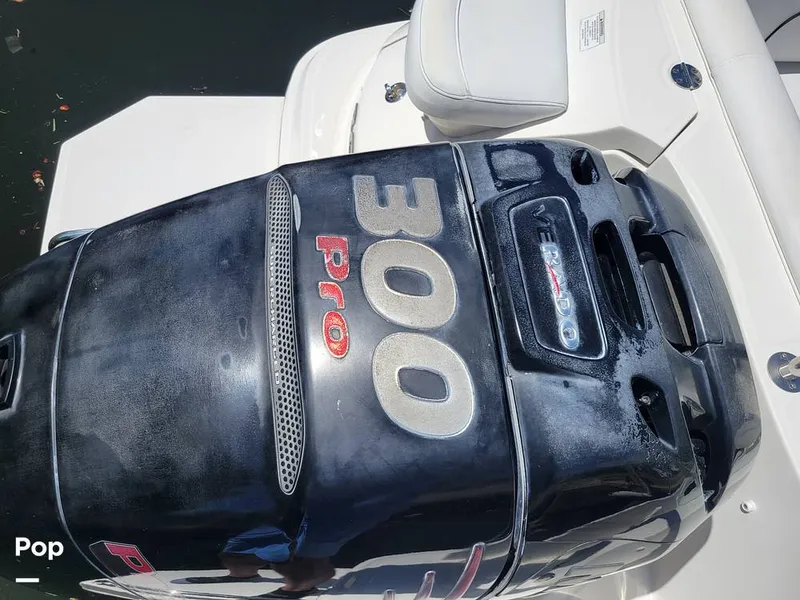 Slide: The Image of Sea Ray 240 Sundeck 2014 - 15810510