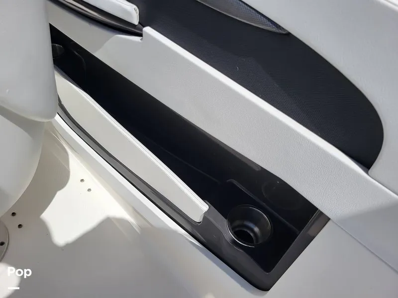 Slide: The Image of Sea Ray 240 Sundeck 2014 - 15810521