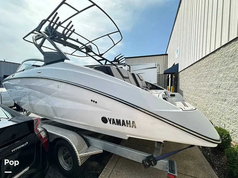 Slide: The Image of Yamaha 255XE 2024 - 15686588