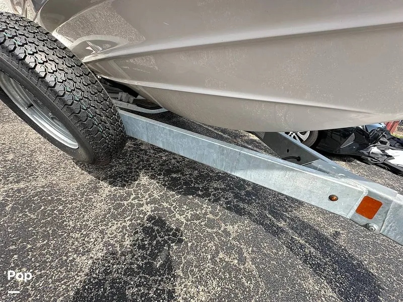 Slide: The Image of Yamaha 255XE 2024 - 15686553