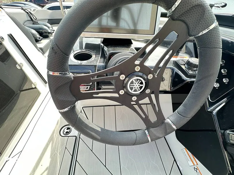 Slide: The Image of Yamaha 255XE 2024 - 15686623