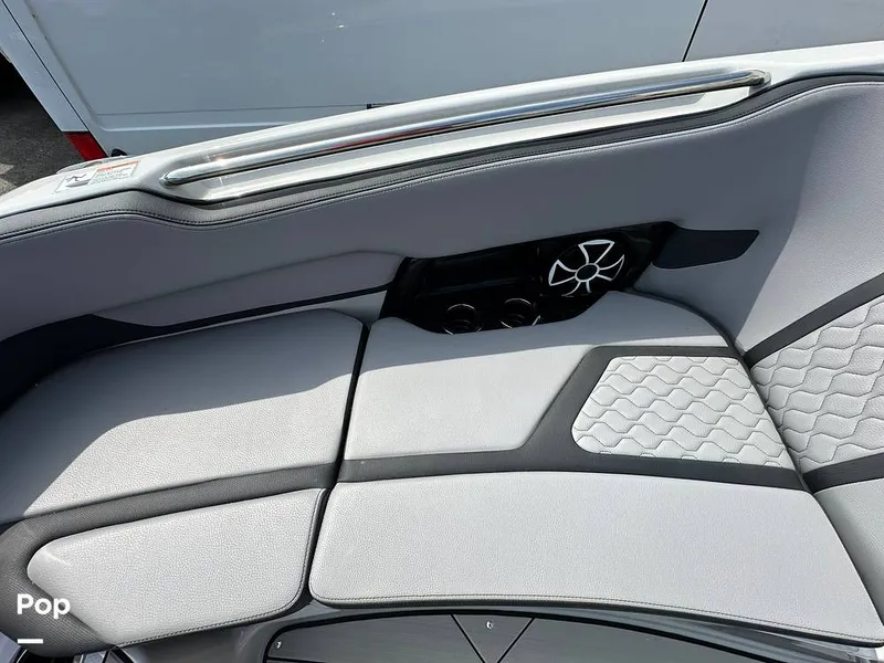 Slide: The Image of Yamaha 255XE 2024 - 15686638