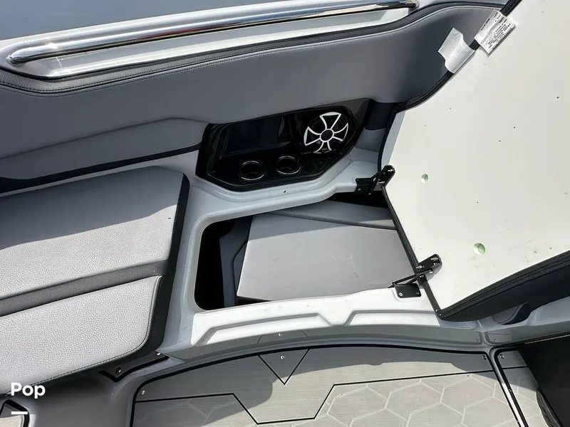 Slide: The Image of Yamaha 255XE 2024 - 15686639