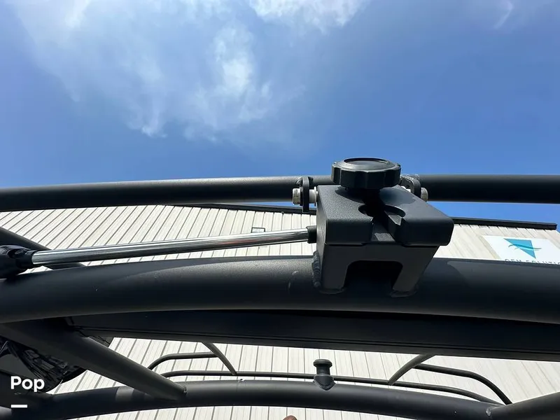 Slide: The Image of Yamaha 255XE 2024 - 15686652