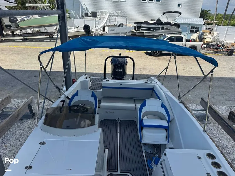 Slide: The Image of Starcraft SVX 231 2021 - 15775878