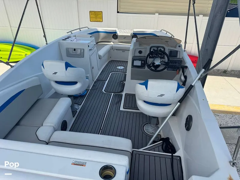 Slide: The Image of Starcraft SVX 231 2021 - 15775835