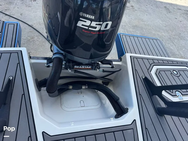 Slide: The Image of Starcraft SVX 231 2021 - 15775837