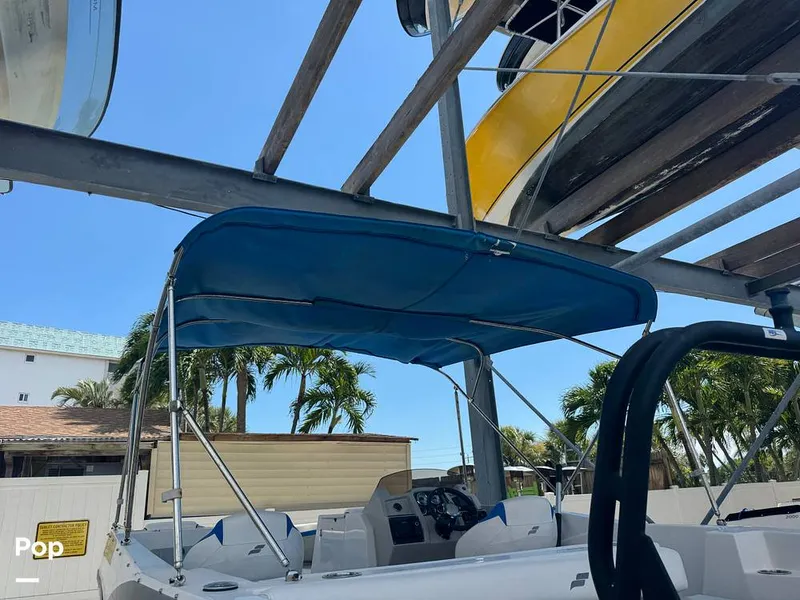 Slide: The Image of Starcraft SVX 231 2021 - 15775828